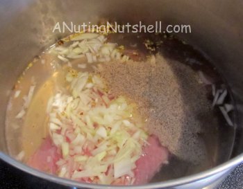 corned beef in stockpot