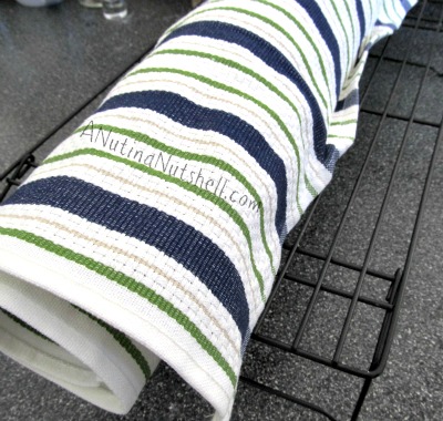 cake-roll-tea-towel cake-roll-tea-towel