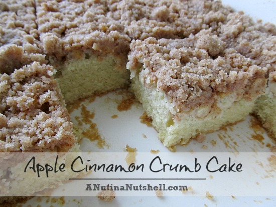 Apple Cinnamon Crumb Cake