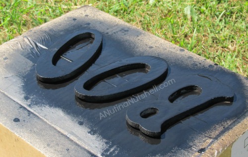 spray painting wood letters