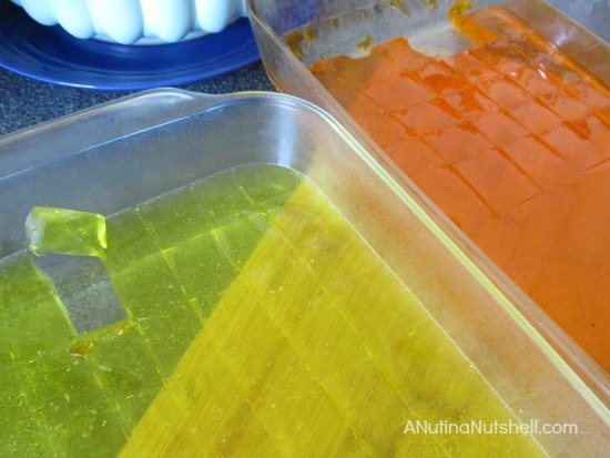 cut jell-o into squares