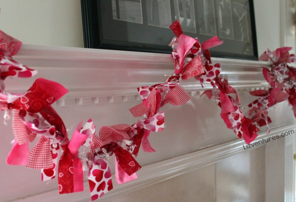how to make Valentine's Day garland